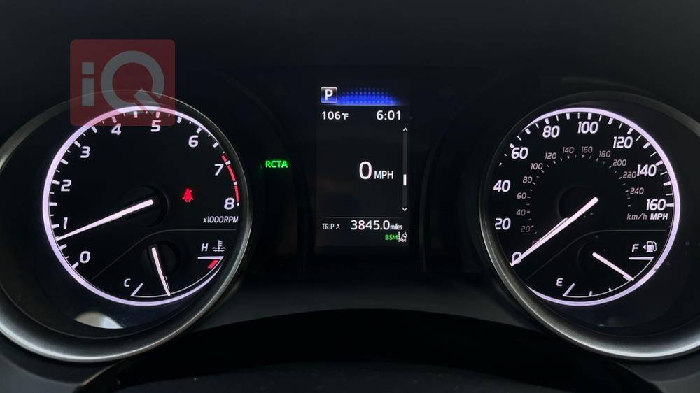 تۆیۆتا کامری